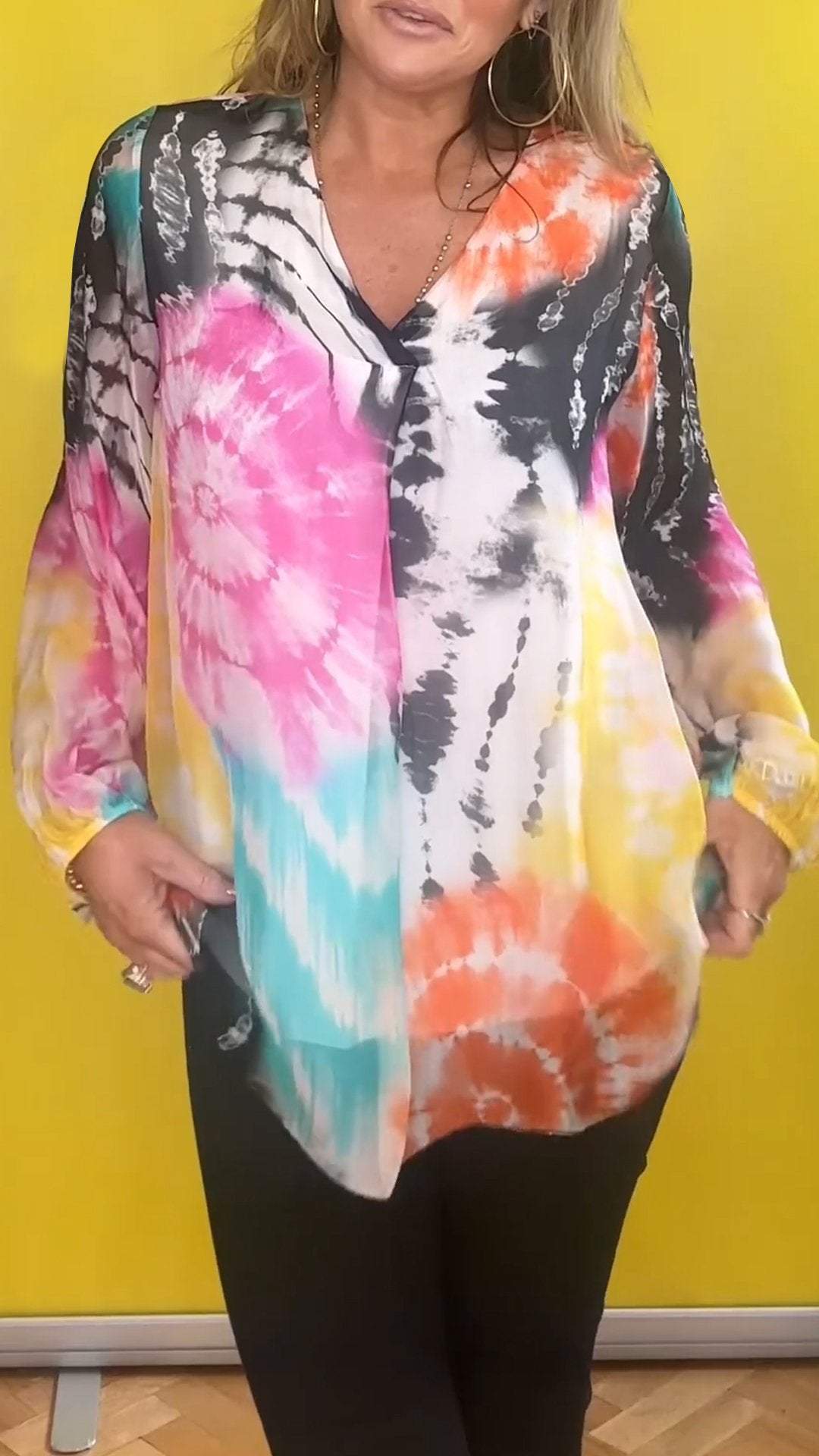 Isabelle - Haut décontracté tie-dye col V